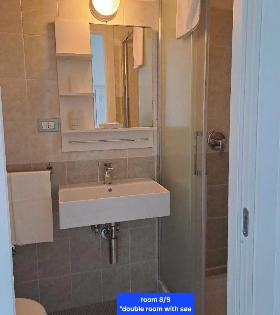 ורנאצה Albergo Barbara מלון